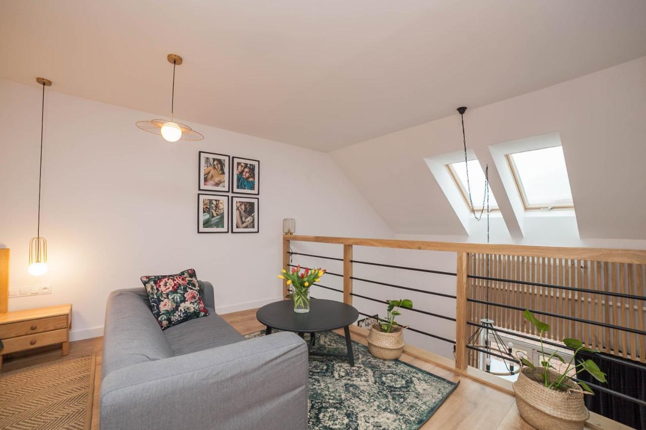 Mragowo Dwupoziomowy Apartament Indygo 85M2 Z Widokiem Na Jezioro Ngoại thất bức ảnh